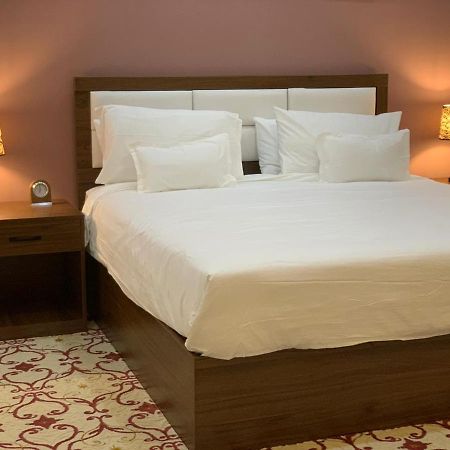 Готель Business Tower Bisha Екстер'єр фото