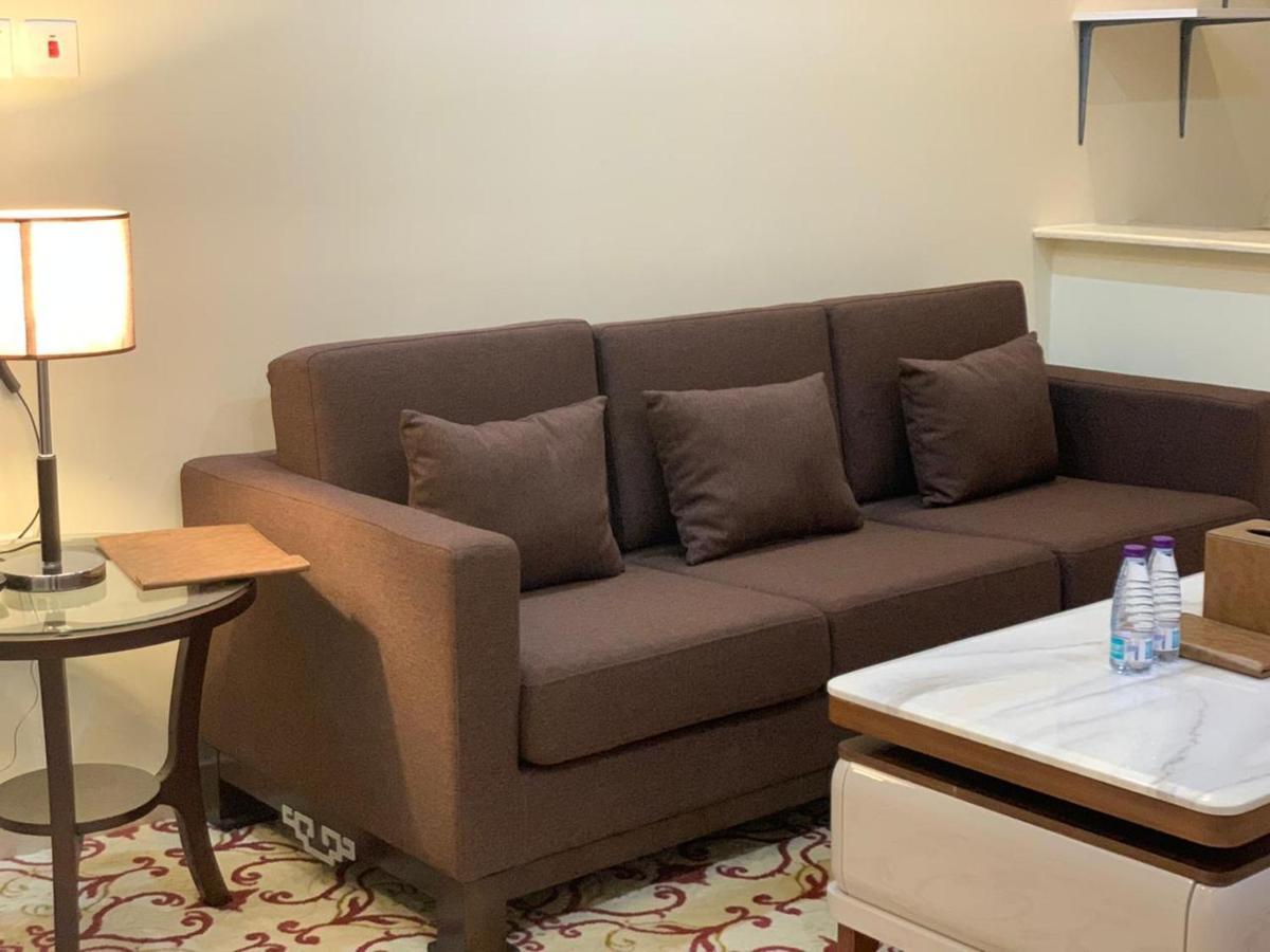Готель Business Tower Bisha Екстер'єр фото
